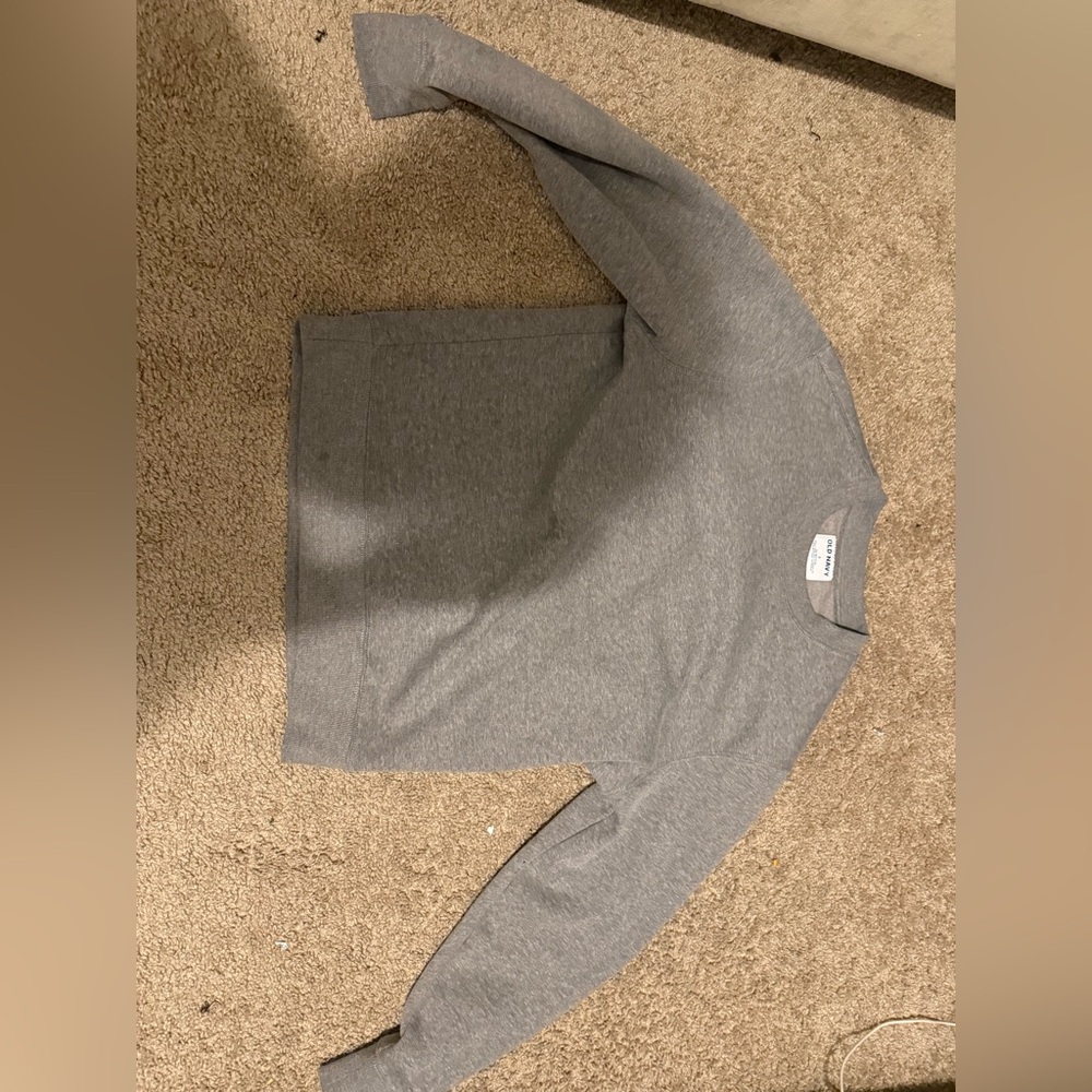 Grey old navy sweater sweatshirt